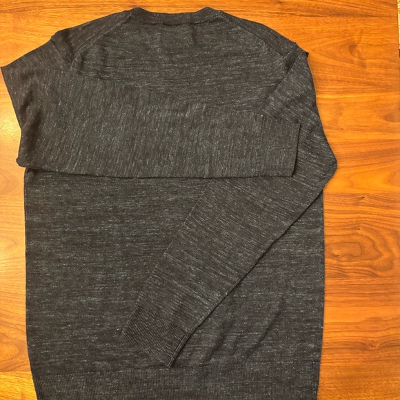 New with tags. Lightweight Blue Crewneck Sweater. Old Navy. Size M. - Picture 3 of 4